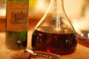 Aerating and decanting wine Red wine in a carafe
